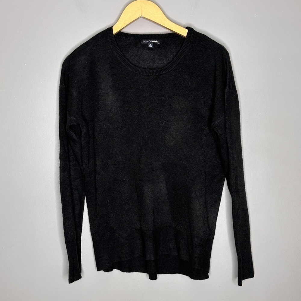 Fashion nova black Crewneck sweater
